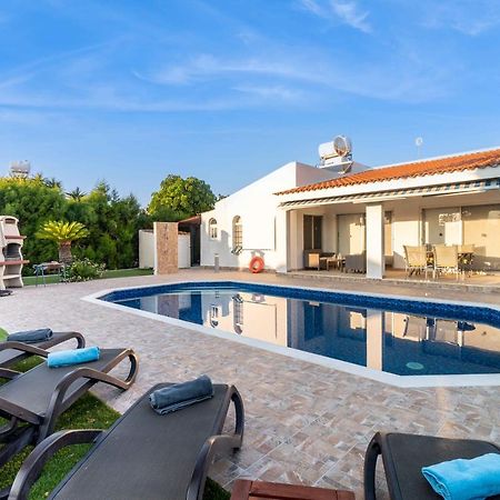 Bungalow Casa Bella By Ezoria Villas Коръл бей Екстериор снимка