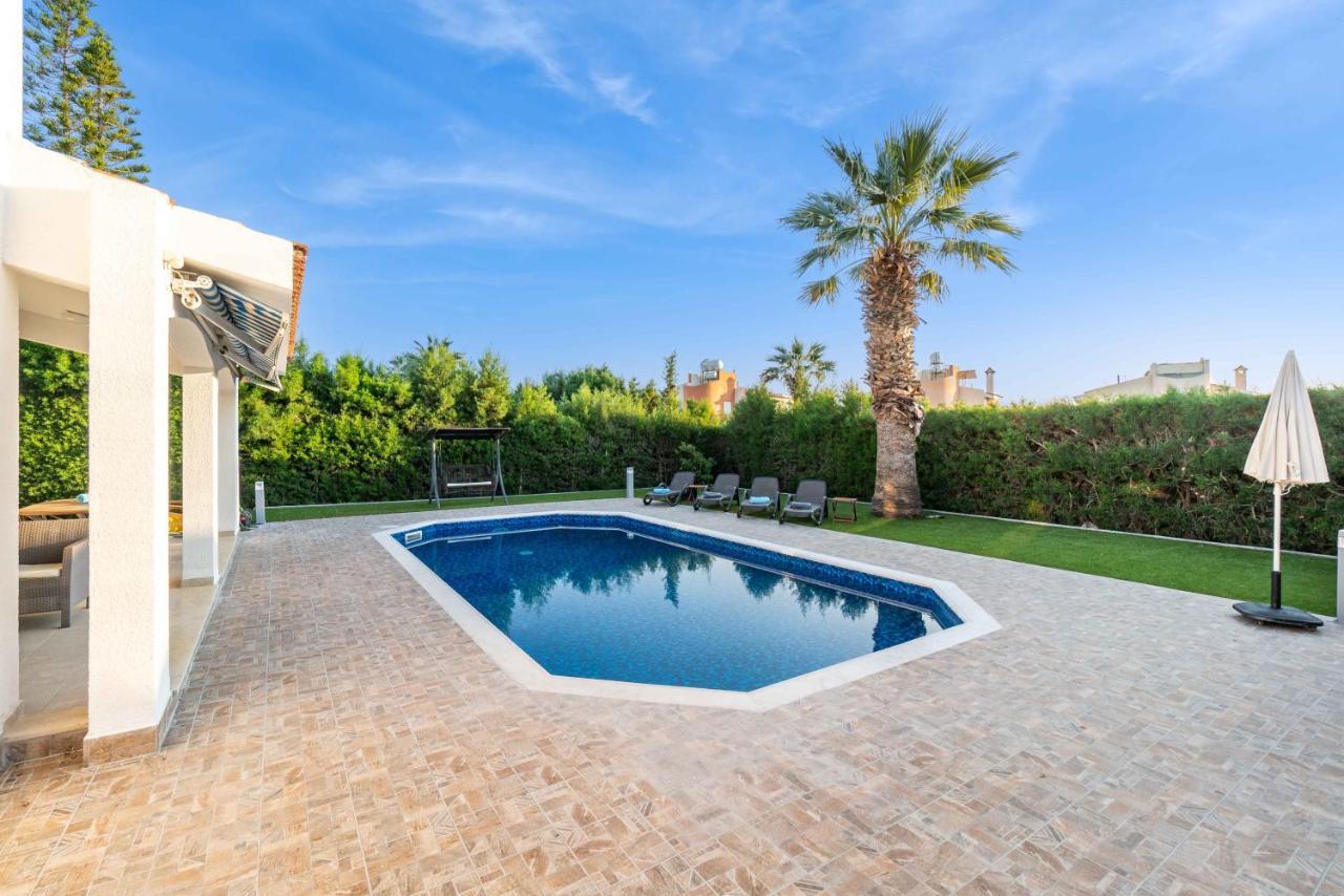 Bungalow Casa Bella By Ezoria Villas Коръл бей Екстериор снимка